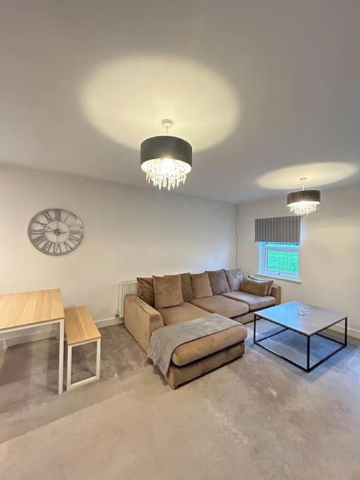 Luxury Countryside Stay - Waters Upton, Telford Extérieur photo